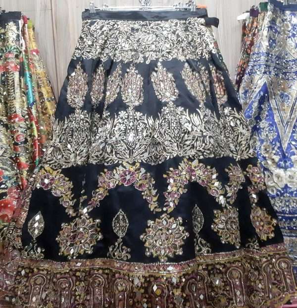 Kattan Silk Lehnga - Image 4